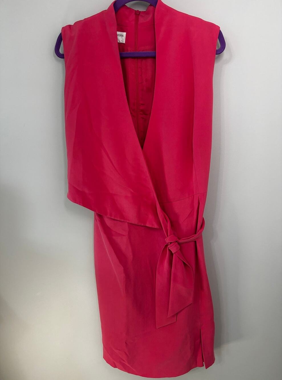 100% Silk Sleeveless wrap dress, Jones New York, size 16 , vivid salmon color